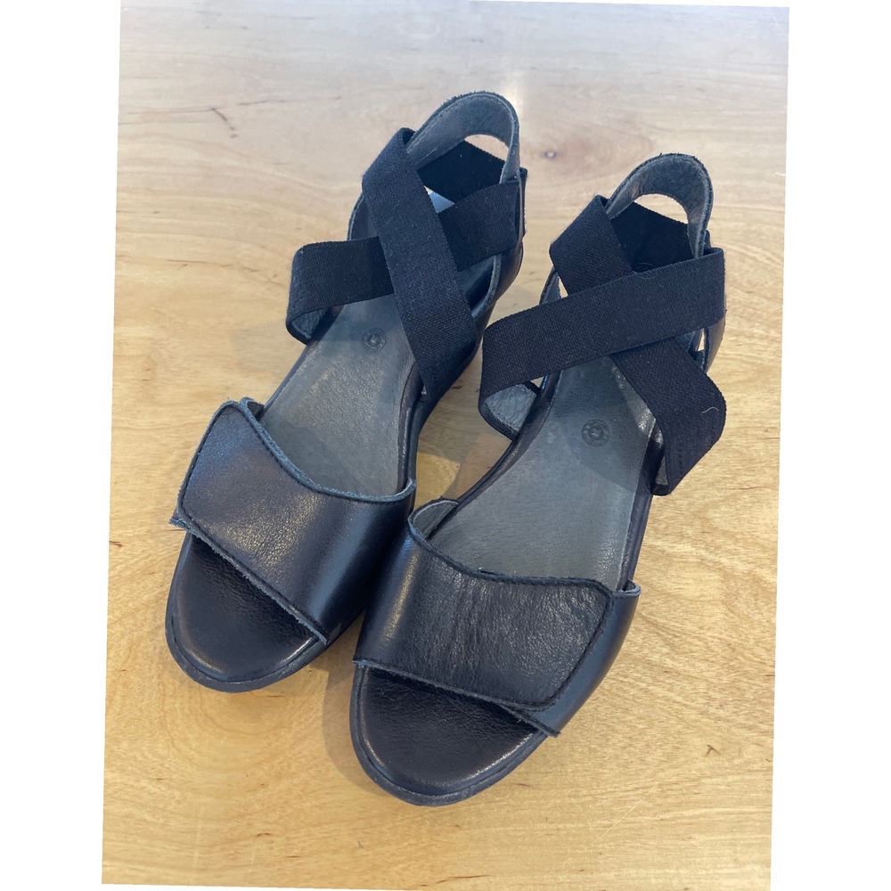 Bussola Black Leather Criss Cross Elastic Strap Wedge Sandals